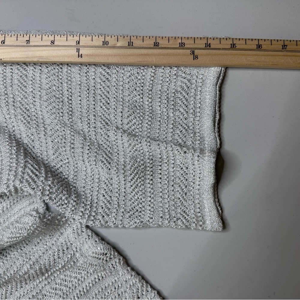 Chicos Metallic Knit Sweater Top Sz 1 (M) Open Knit Wide Sleeve Casual‎ Capsule - Picture 10 of 12